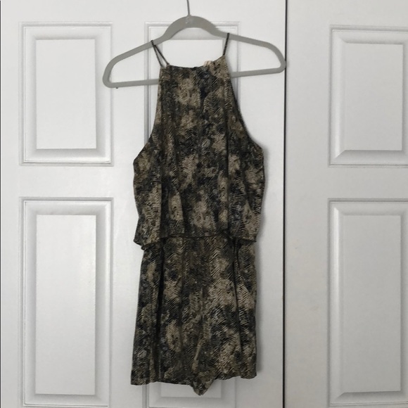Romper - Picture 1 of 2